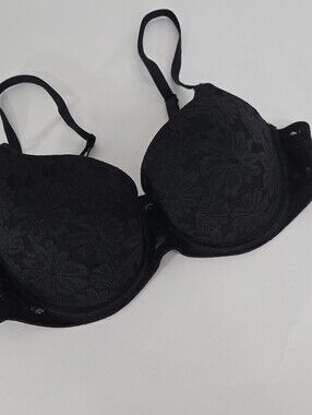 No Boundaries black lace bra